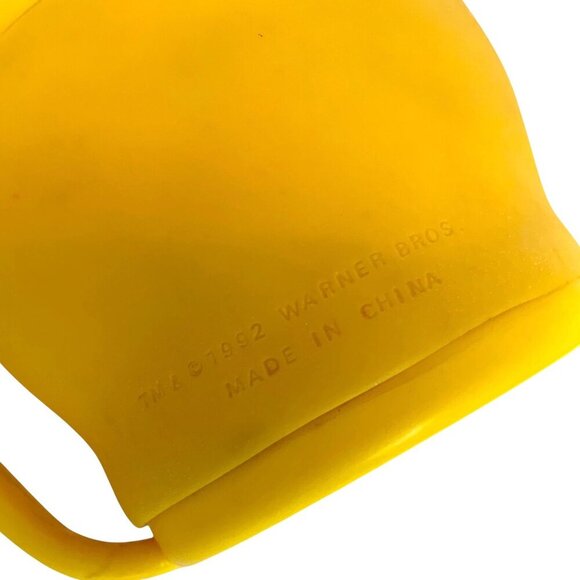 Tweety Bird Warner Bros 3D Plastic Face Mug Yellow Vintage 1992 - Picture 8 of 8